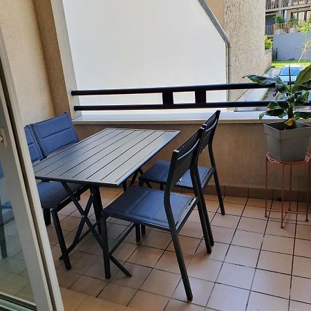 Magnifique Appartement Avec Garage Prive Et Terrasse Реймс Екстериор снимка