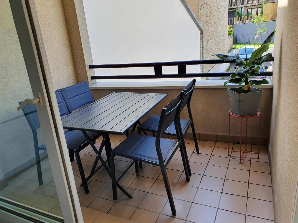 Magnifique Appartement Avec Garage Prive Et Terrasse Реймс Екстериор снимка